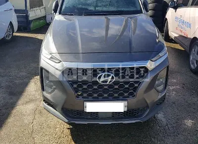 Photo 1 of 17: 2020 Hyundai Santa Fe, VIN KMHS281CBLU188710 — Korean insurance auction