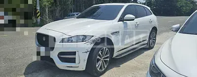 Photo 1 of 51: 2018 Jaguar F-Pace 20d — Korean insurance auction