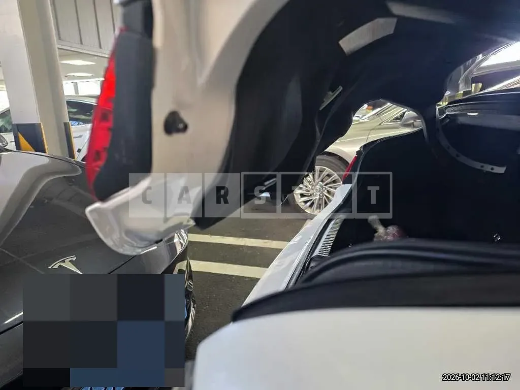 Photo 2 of 20: 2019 Lexus ES300h — Korean insurance auction