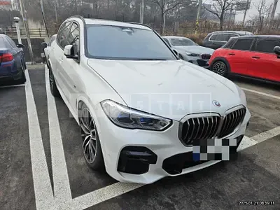 Photo 1 of 18: 2023 BMW X5 M50i — Korean insurance auction