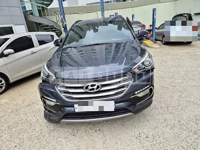 Photo 1 of 14: 2016 Hyundai Santa Fe DM — Korean insurance auction