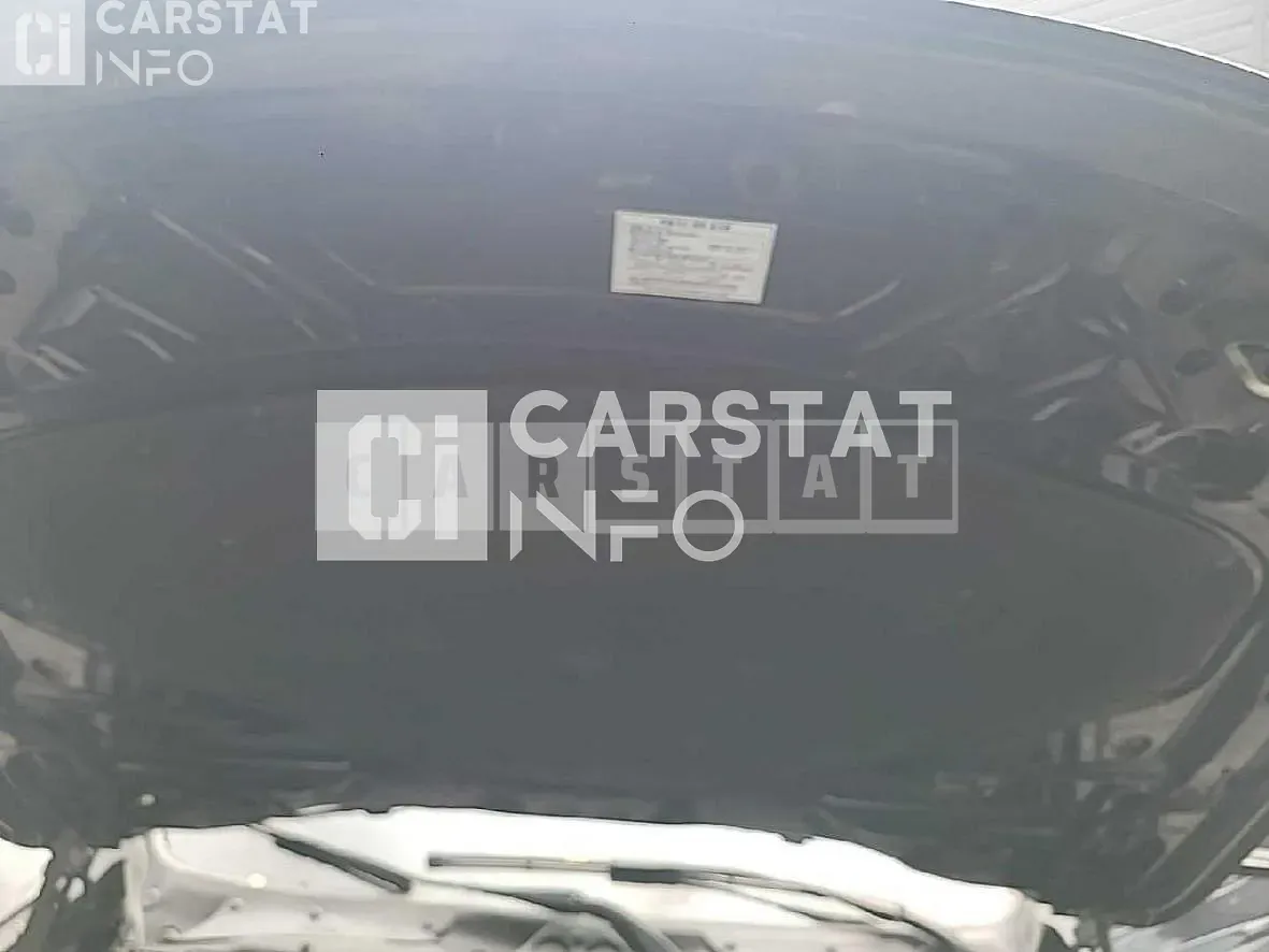 Photo 2 of 70: 2018 BMW 330i, VIN WBA8B9105JA826660 — Korean insurance auction