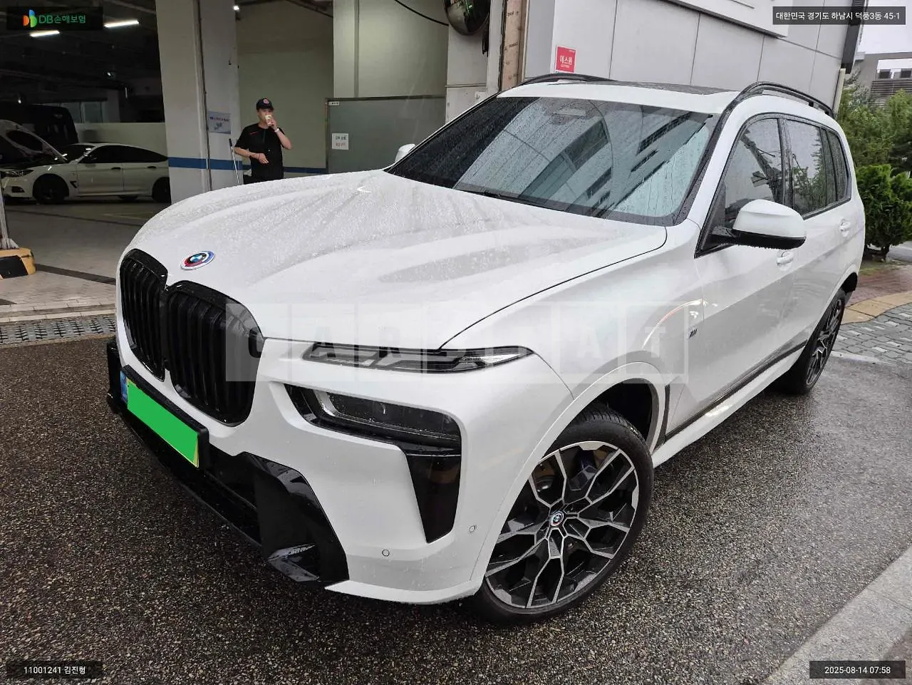 Photo 2 of 10: 2025 BMW X7 xDrive40i, VIN WBA21EM0XS9Z45319 — Korean insurance auction