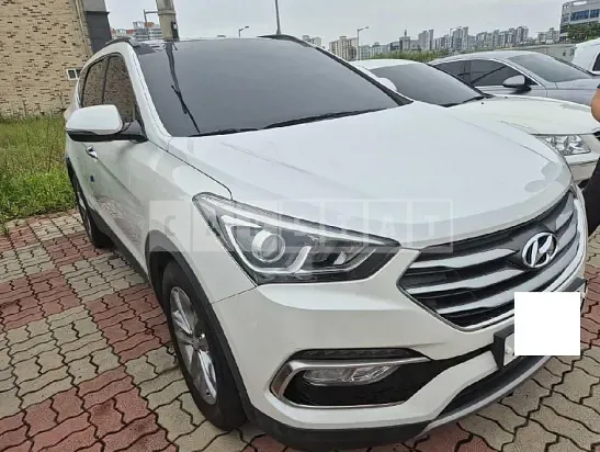 Photo 2 of 19: 2016 Hyundai Santa Fe — Korean insurance auction