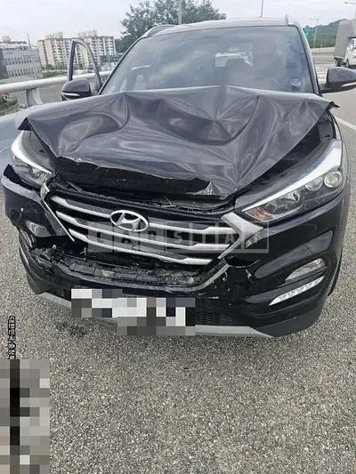 Photo 1 of 6: 2017 Hyundai Tucson TL — Korean insurance auction