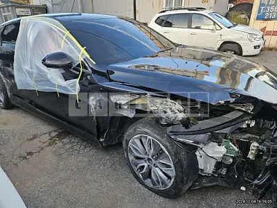 Photo 1 of 17: 2023 Kia K5 — Korean insurance auction
