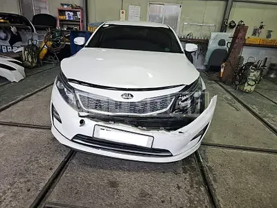 Photo 1 of 10: 2015 Kia K5 (Hybrid), VIN KNAGR41CBFA088976 — Korean insurance auction