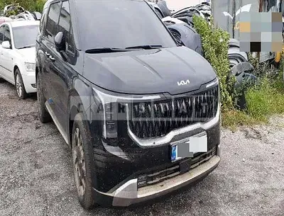 Photo 1 of 13: 2024 Kia Carnival Hybrid — Korean insurance auction