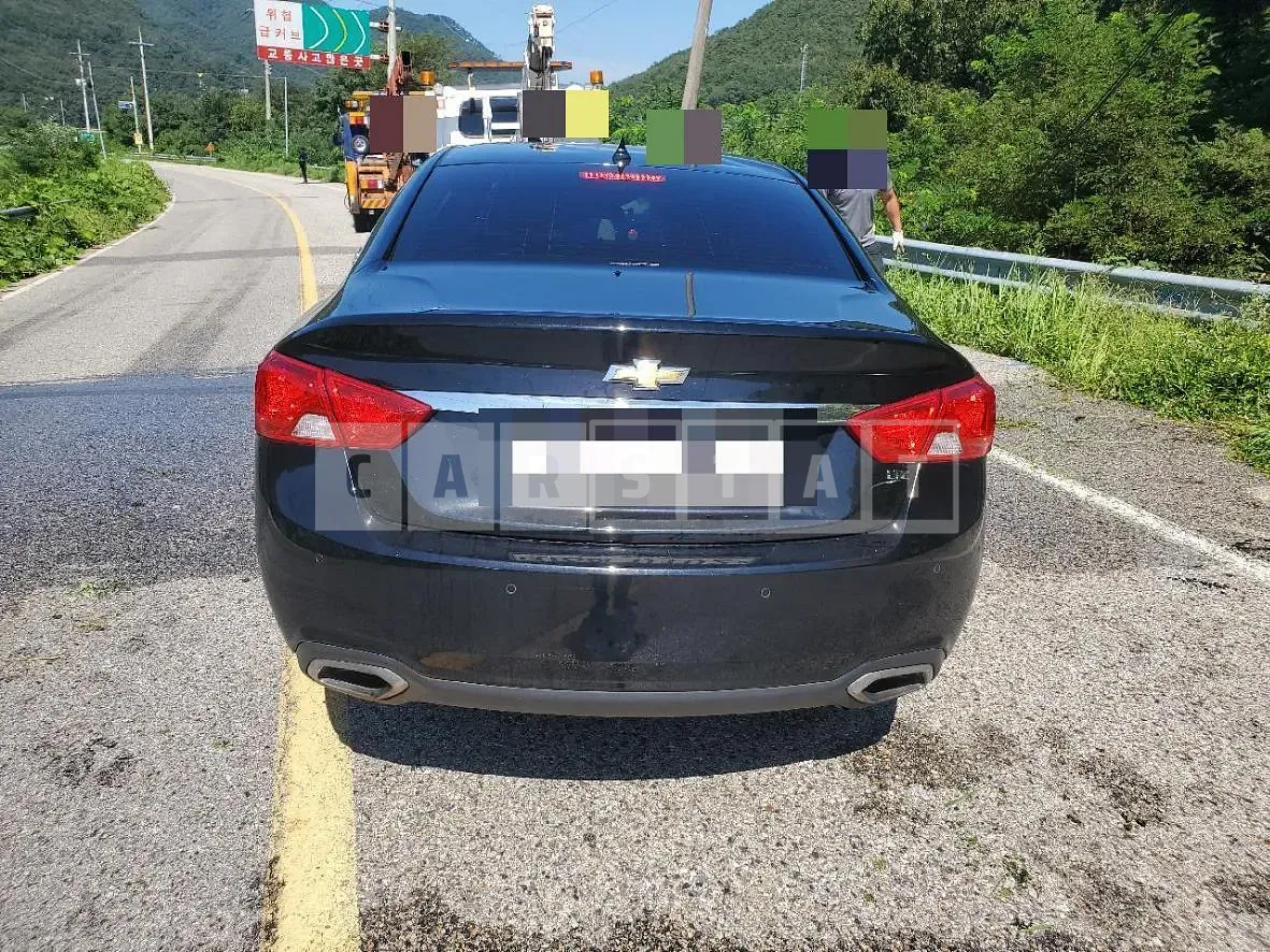 Photo 2 of 11: 2016 Chevrolet Impala — Korean insurance auction
