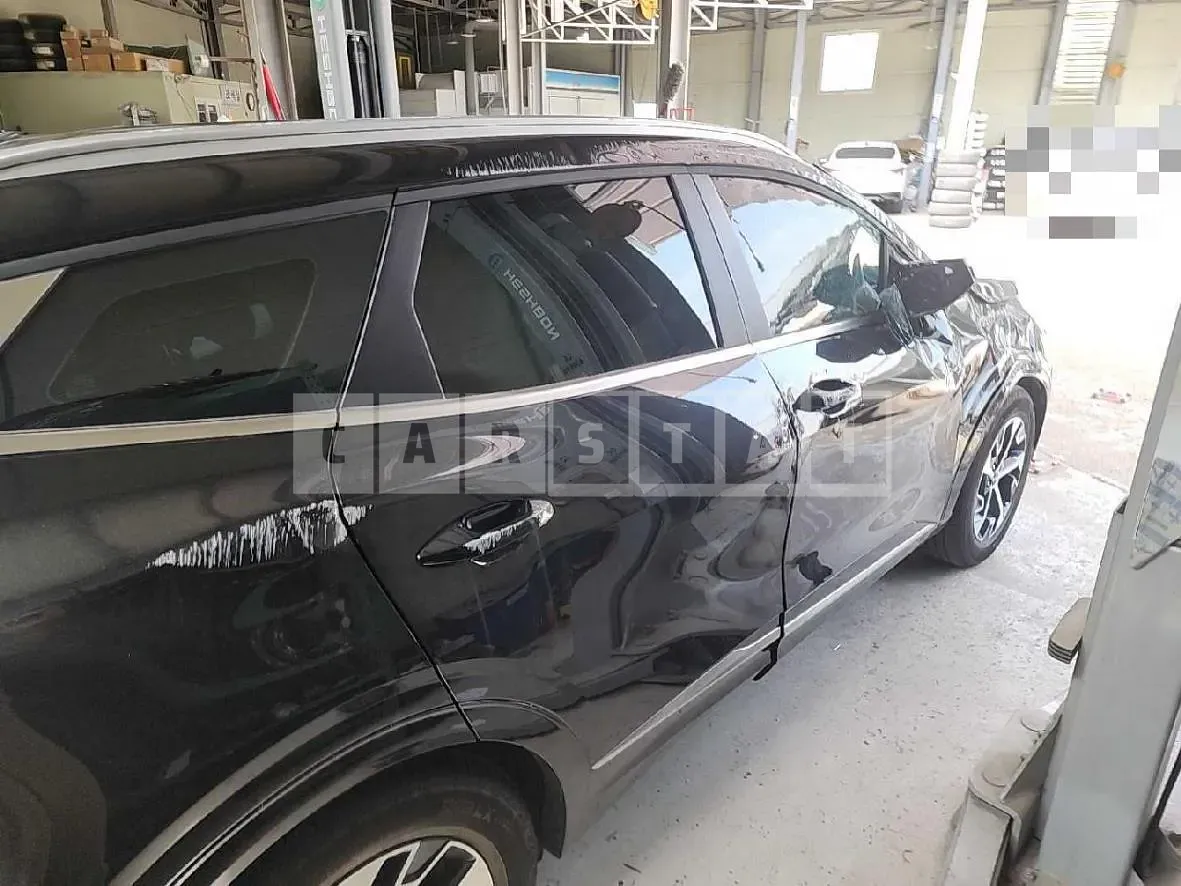 Photo 2 of 28: 2022 Kia Sportage Hybrid — Korean insurance auction