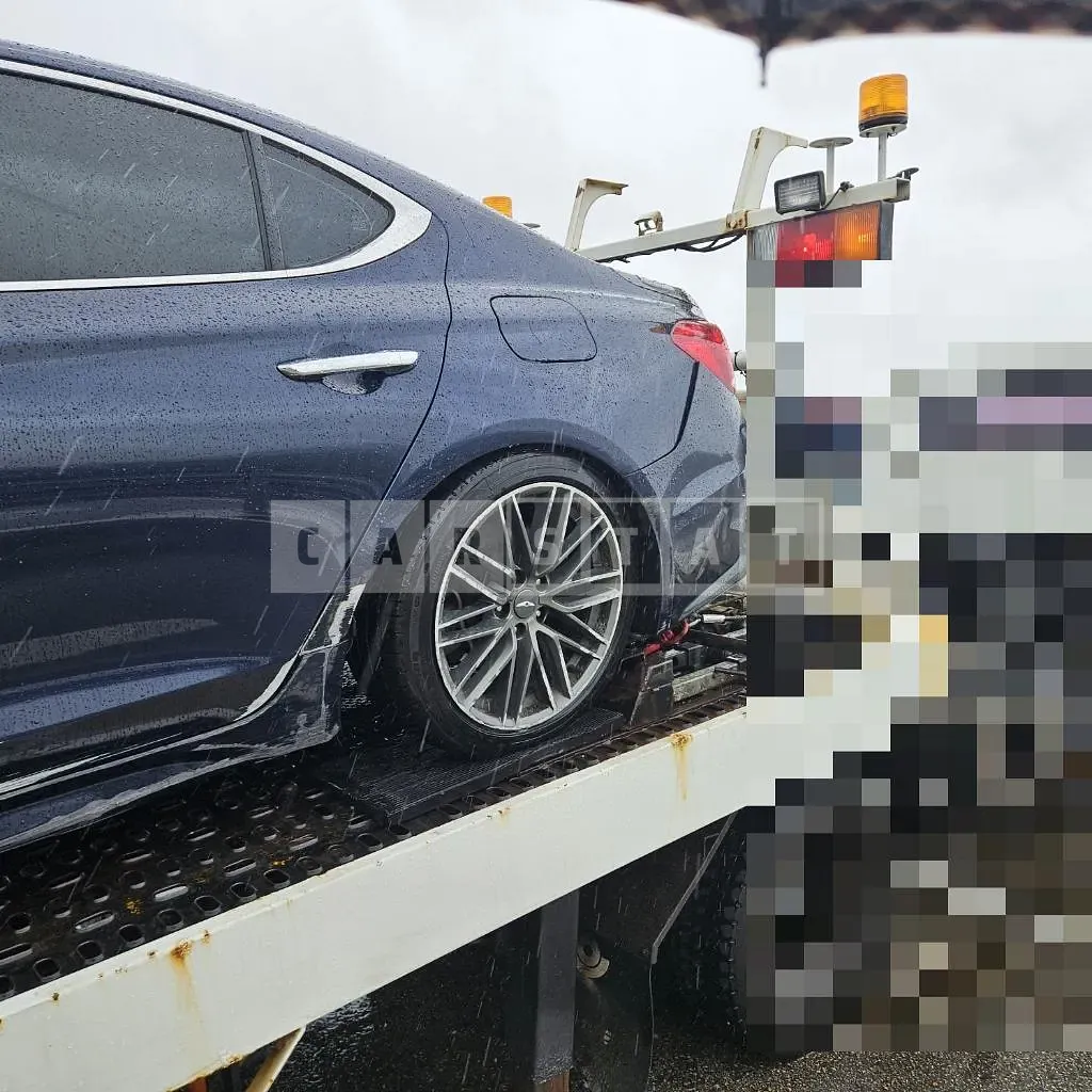 Photo 2 of 11: 2018 Genesis G70 2.0T — Korean insurance auction