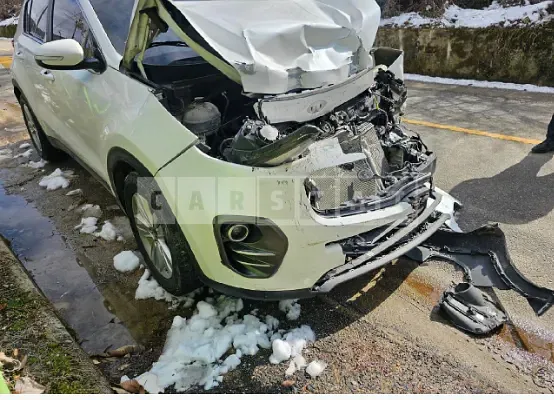 Photo 2 of 9: 2018 Kia Sportage, VIN KNAPN815GJK331557 — Korean insurance auction