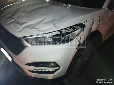 Photo 1 of 15: 2018 Hyundai Tucson, VIN KMHJ381ABJU650892 — Korean insurance auction