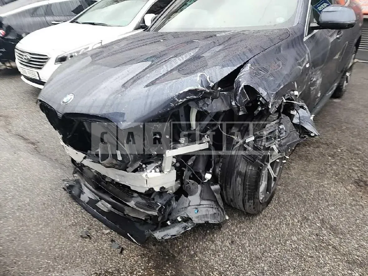 Photo 2 of 18: 2021 BMW X6 xDrive 30d M Sport Package — Korean insurance auction