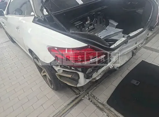 Photo 2 of 18: 2019 Mercedes-Benz SLC250 — Korean insurance auction