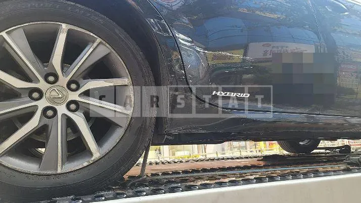 Photo 2 of 14: 2015 Lexus ES300h, VIN JTHBW1GG1G2110987 — Korean insurance auction