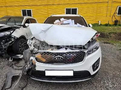 Photo 1 of 13: 2016 Kia Sorento, VIN KNAPS81ABGA185857 — Korean insurance auction