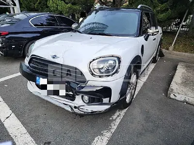 Photo 1 of 8: 2017 MINI Cooper D Countryman ALL4 — Korean insurance auction