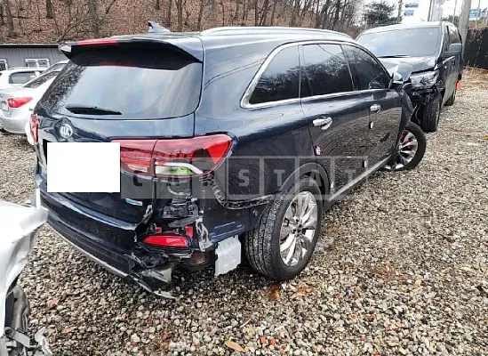 Photo 2 of 18: 2020 Kia Sorento, VIN KNAPS81BBLA588739 — Korean insurance auction
