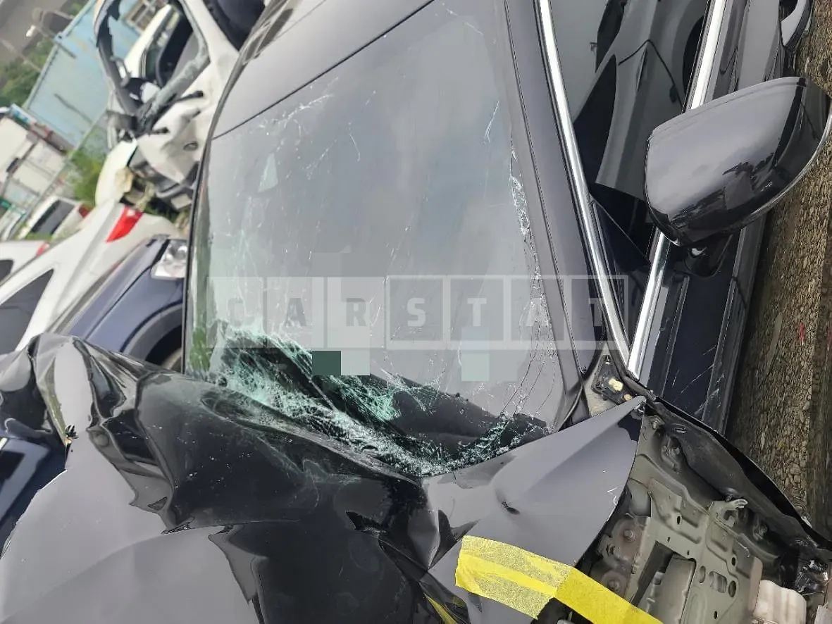 Photo 2 of 17: 2020 Volvo S60T5 — Korean insurance auction
