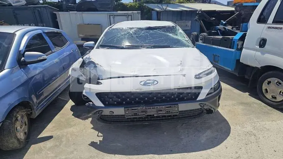 Photo 2 of 9: 2021 Hyundai Kona — Korean insurance auction