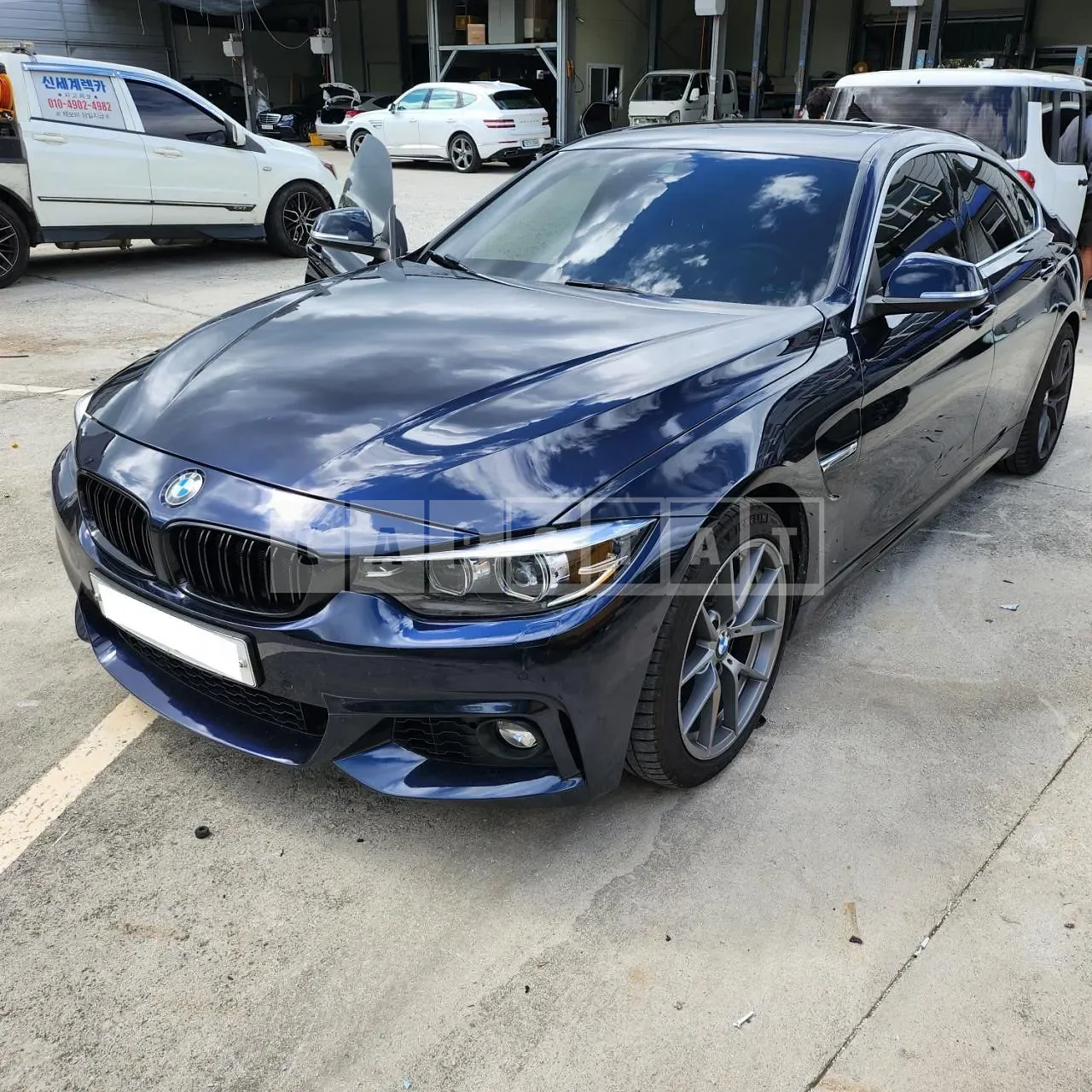 Photo 2 of 9: 2019 BMW 420i Gran Coupe, VIN WBA4H3105LCD04678 — Korean insurance auction
