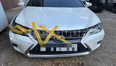 Photo 1 of 4: 2016 Lexus CT200h — Korean insurance auction