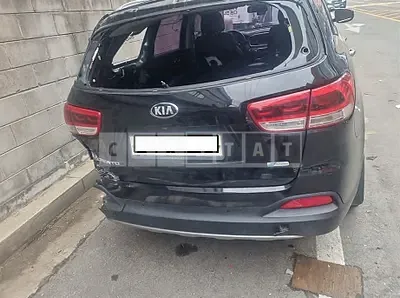 Photo 1 of 8: 2017 Kia Sorento, VIN KNAPS81ABHA331155 — Korean insurance auction