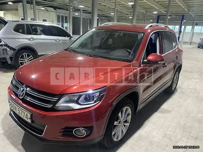 Photo 1 of 7: 2015 Volkswagen Tiguan 2.0 TDI Blue Motion, VIN ZZ5NZFW0013622016 — Korean insurance auction