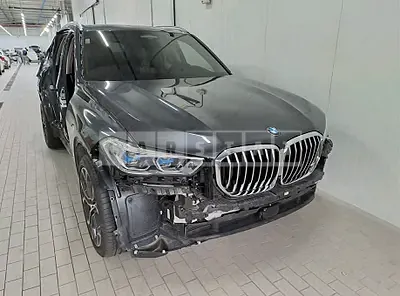 Photo 1 of 32: 2023 BMW X5 xDrive 30d, VIN WBAJU810XP9P71719 — Korean insurance auction