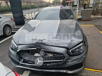 Photo 1 of 19: 2021 Mercedes-Benz E250, VIN W1KZF4FBXMA910072 — Korean insurance auction