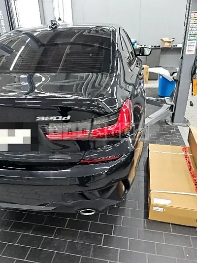 Photo 1 of 24: 2021 BMW 320d, VIN WBA5V5101MFK84175 — Korean insurance auction