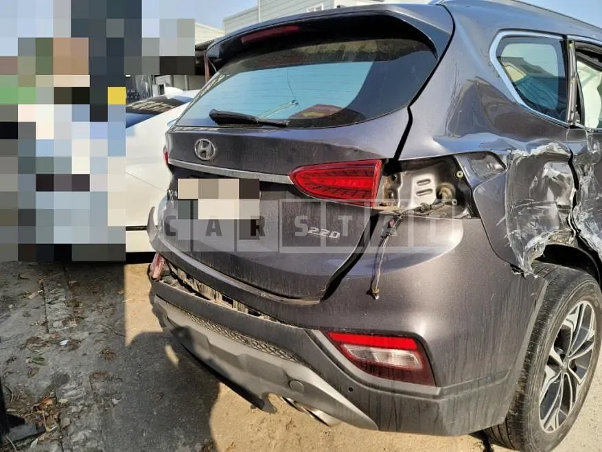 Photo 2 of 16: 2018 Hyundai Santa Fe TM 2.2, VIN KMHS281CBKU068055 — Korean insurance auction