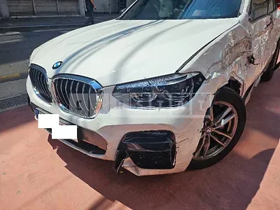 Photo 1 of 43: 2021 BMW X4 xDrive20i — Korean insurance auction