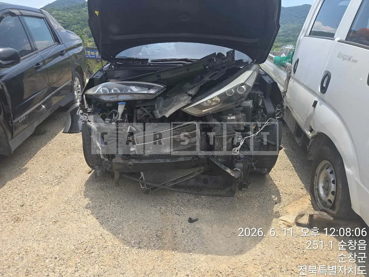 Photo 2 of 14: 2015 Hyundai Tucson, VIN KMHJ3815GGU011026 — Korean insurance auction