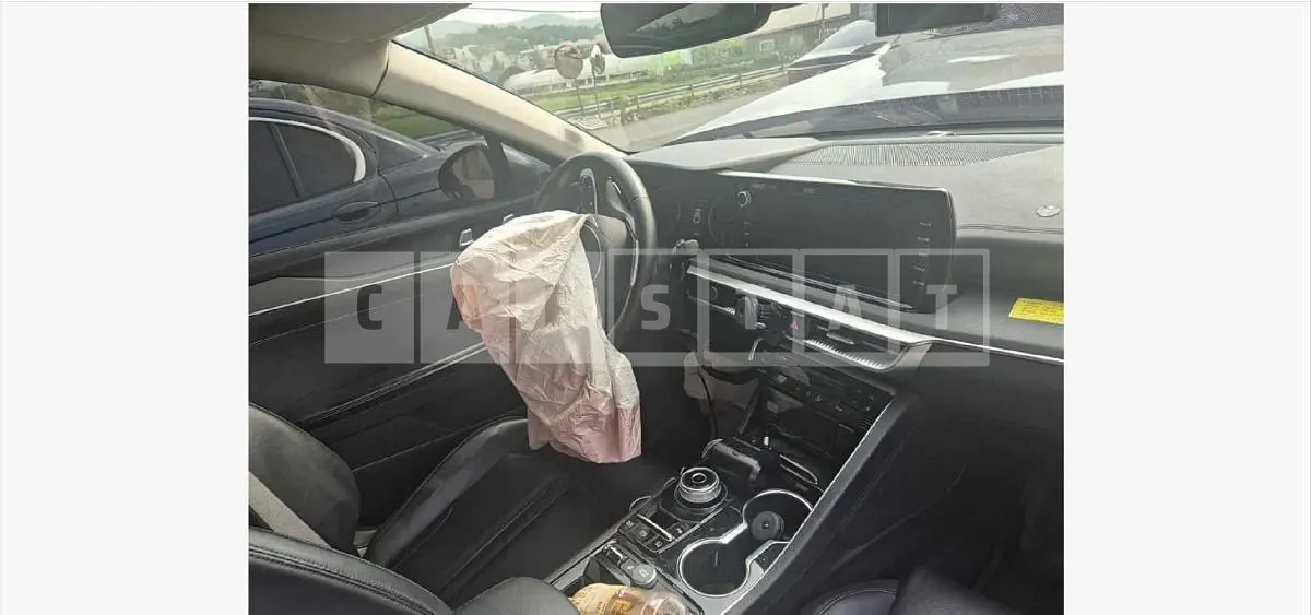Photo 2 of 20: 2023 Kia K5 LPI — Korean insurance auction
