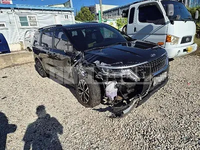 Photo 1 of 11: 2021 Kia Carnivals — Korean insurance auction