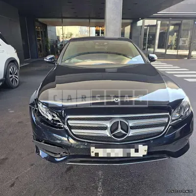 Photo 1 of 44: 2018 Mercedes-Benz E220 d — Korean insurance auction
