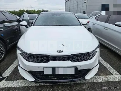 Photo 1 of 19: 2020 Kia K5 2.0 — Korean insurance auction