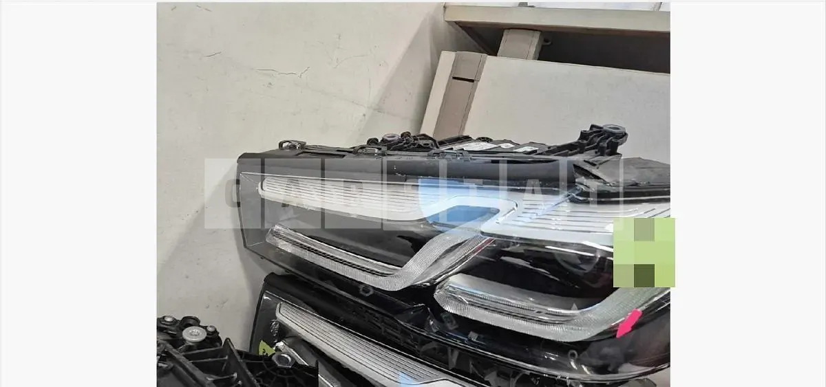 Photo 2 of 9: 2023 BMW (parts) 520i Headlamp — Korean insurance auction