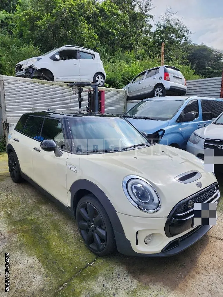 Photo 2 of 6: 2016 MINI Cooper S Clubman, VIN WMWLN9105GTJ49799 — Korean insurance auction
