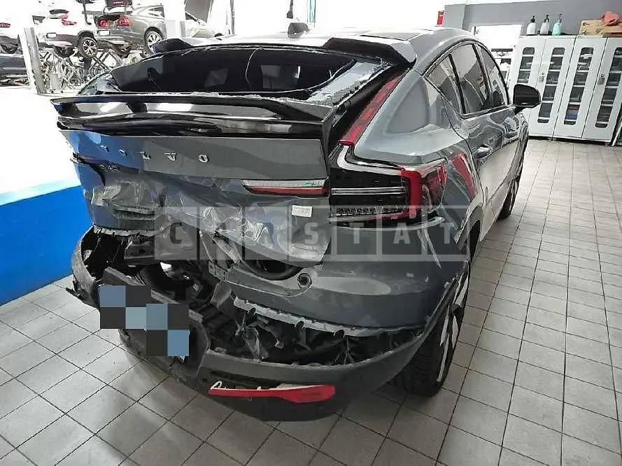 Photo 2 of 17: 2022 Volvo C40 Recharge Twin — Korean insurance auction