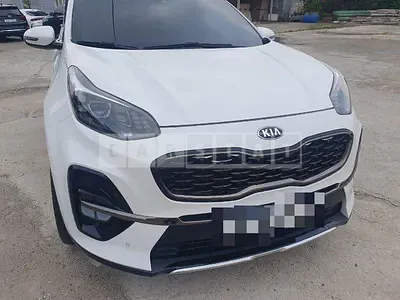 Photo 1 of 18: 2019 Kia Sportage — Korean insurance auction