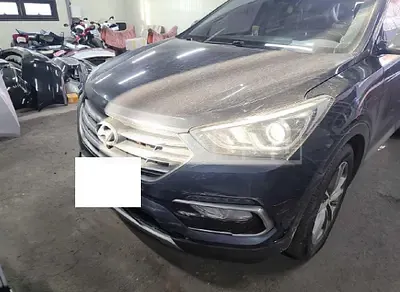 Photo 1 of 50: 2016 Hyundai Santa Fe, VIN KMHSW81UDGU638051 — Korean insurance auction