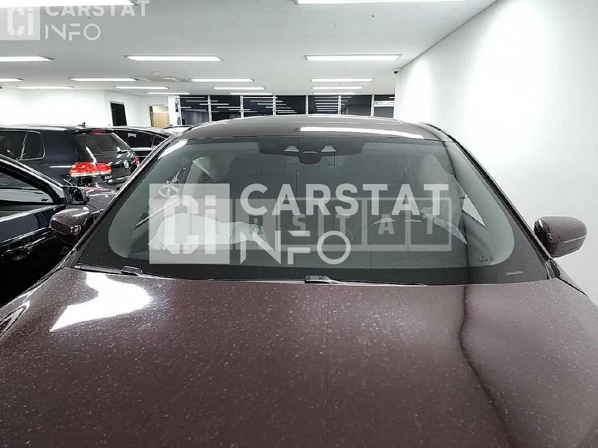 Photo 2 of 12: 2019 BMW 630d xDrive, VIN WBAJW8109KBU65395 — Korean insurance auction