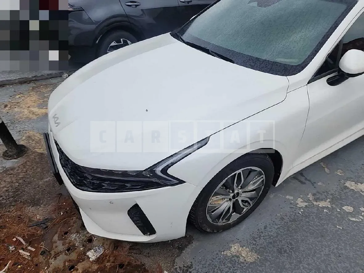 Photo 2 of 7: 2023 Kia K5 Hybrid — Korean insurance auction