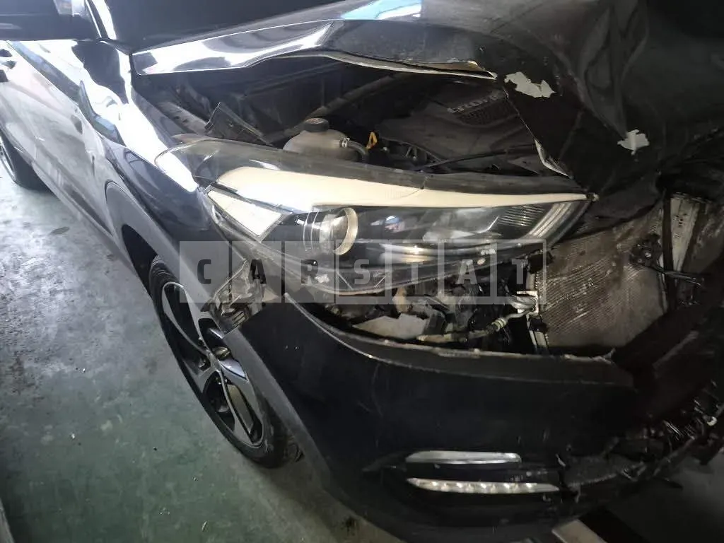 Photo 2 of 60: 2015 Hyundai Tucson 2.0VGT (2WD), VIN KMHJ581ABGU066809 — Korean insurance auction
