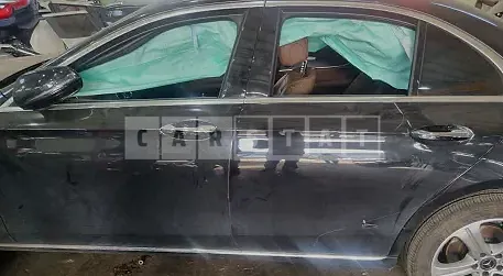 Photo 2 of 9: 2018 Mercedes-Benz E220d 4Matic, VIN WDDZF0FB5JA461839 — Korean insurance auction