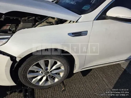 Photo 2 of 10: 2018 Kia K5, VIN KNAGU416BJA219206 — Korean insurance auction