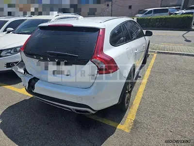 2018 Volvo V60CCD4